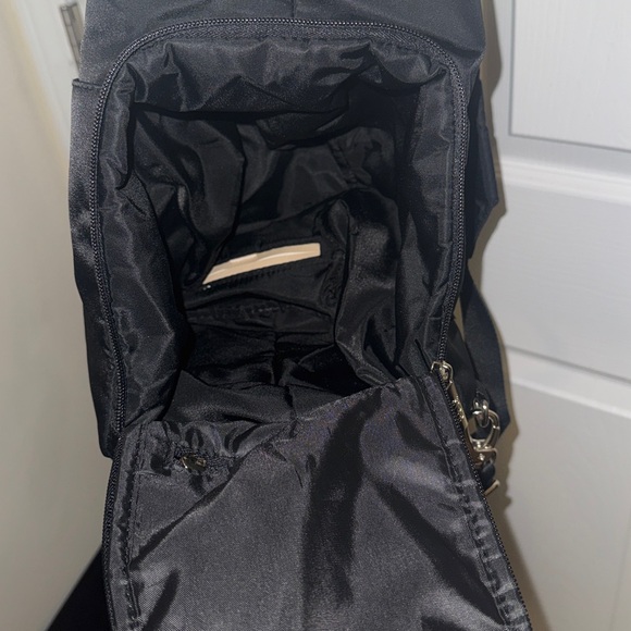 Beis pumping backpack - Picture 7 of 11